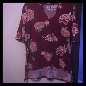 Peep hole flower shirt